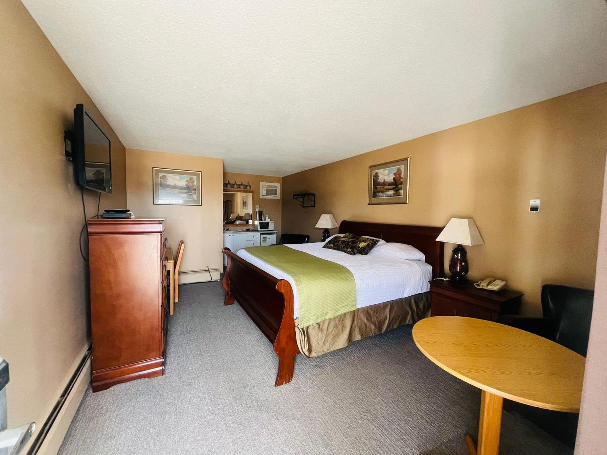 Travelodge By Wyndham Moose Jaw Exterior foto