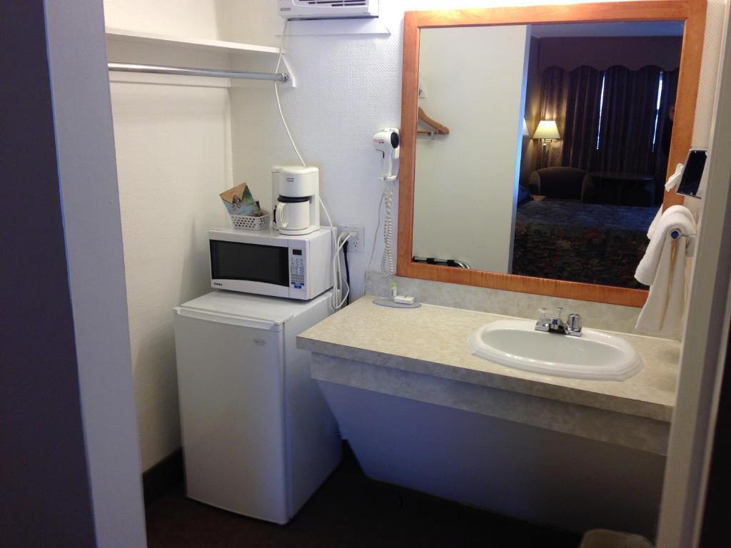 Travelodge By Wyndham Moose Jaw Zimmer foto